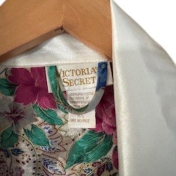 Victoria's Secret Floral Robe  M/L ** End of Summer discount! - Picture 5 of 6
